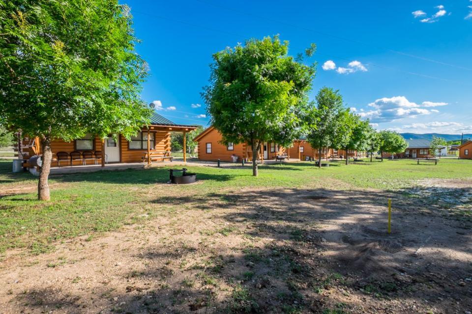 River Bluff Cabins Rio Frio Buitenkant foto