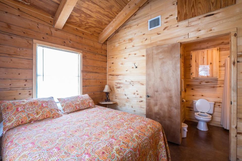 River Bluff Cabins Rio Frio Kamer foto
