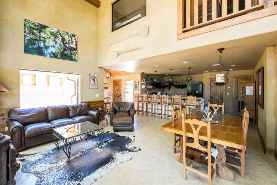 River Bluff Cabins Rio Frio Kamer foto