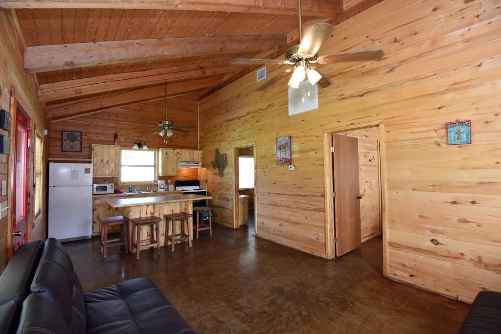 River Bluff Cabins Rio Frio Buitenkant foto