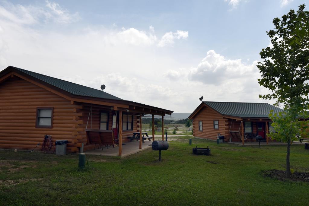 River Bluff Cabins Rio Frio Buitenkant foto